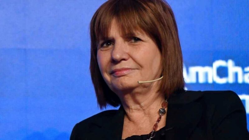 Bullrich respaldó al policía que acribilló a un ladrón y quedó detenido