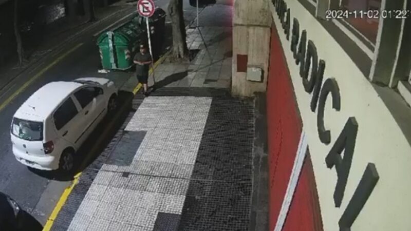 Ataque a la sede de la UCR: Milei insinuó que fue montado