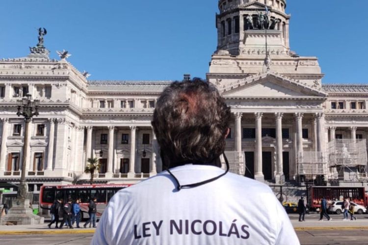 La “Ley Nicolás”, para darle calidad y seguridad a los pacientes, pierde estado parlamentario