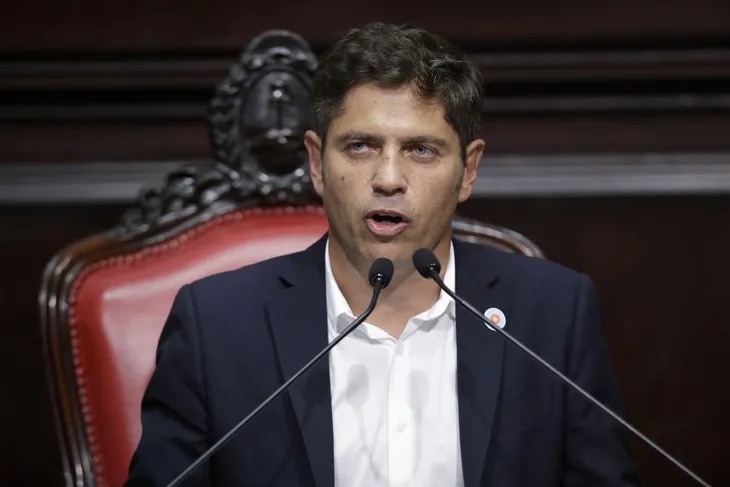 Kicillof hizo anuncios de seguridad y le apuntó a Milei: “Cínico e irresponsable”