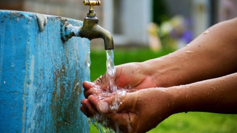 Denuncian que frenaron las obras de agua en el barrio Zavaleta de Barracas