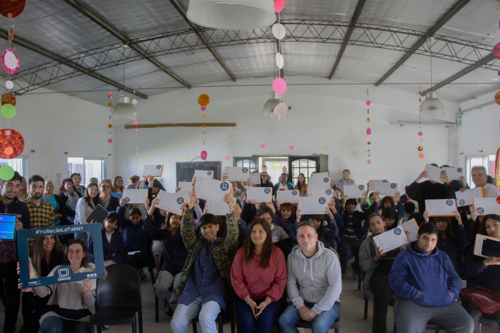 Primera entrega de tablets del programa “Marcos Paz Conectada”