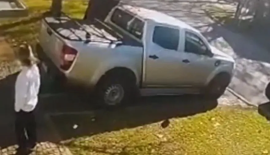 Pijamada de terror en Quilmes: motochorros contra chicos