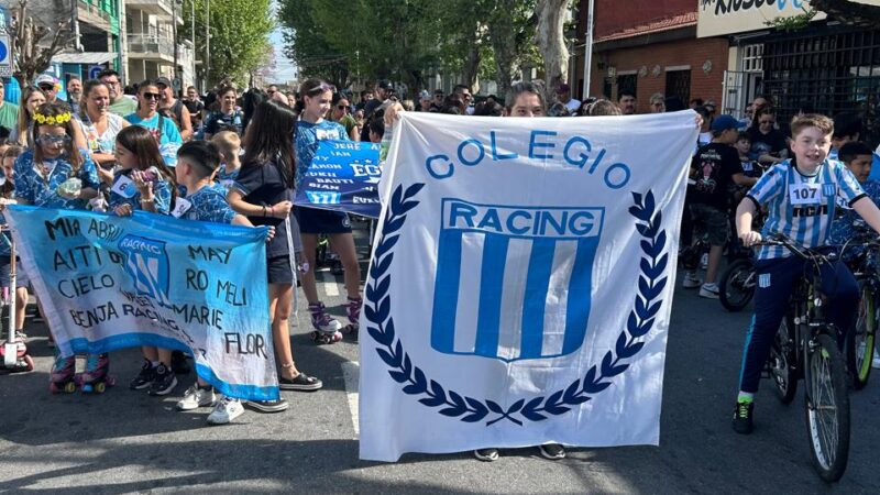 Bicicleteada solidaria en el Colegio de Racing