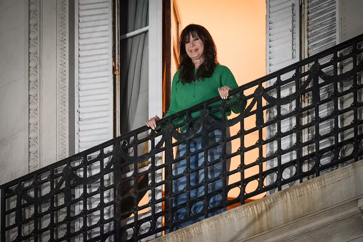 Los fiscales piden el inmediato remate de los bienes de Cristina