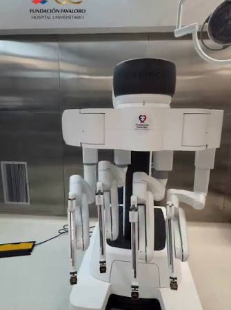 La Fundación Favaloro hizo una cirugía robótica para tratar el cáncer de esófago