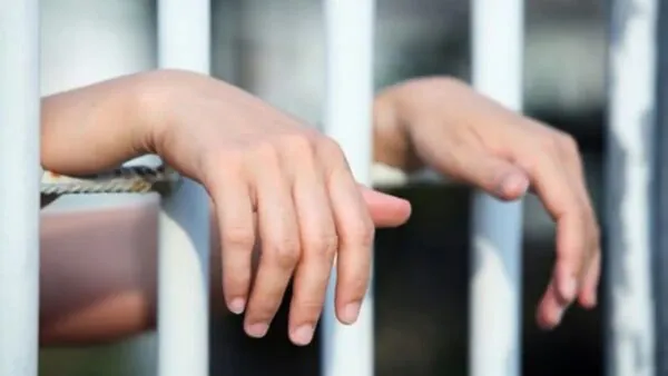 Duras críticas de la Iglesia a la Ley penal juvenil cuando empieza el debate en Diputados