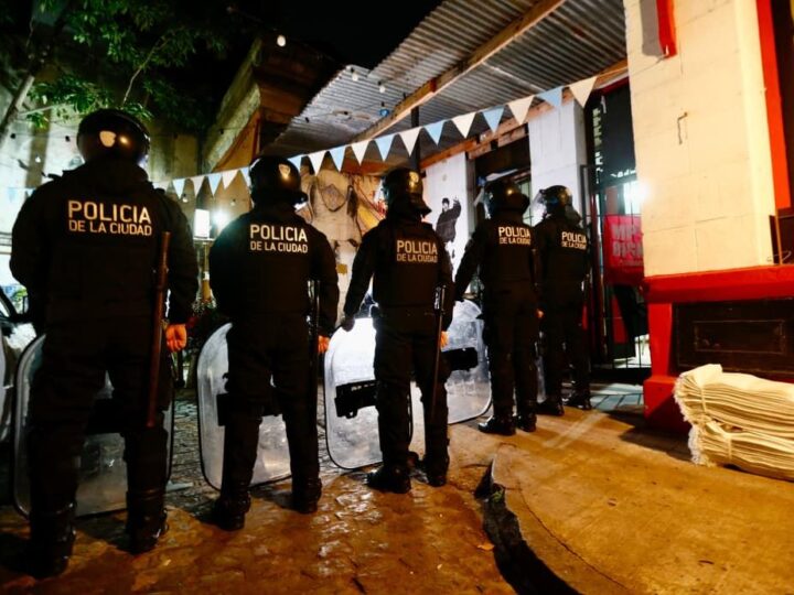 El negocio de la pobreza: había dueños de inmuebles, con jubilaciones millonarias y hasta muertos entre los beneficiarios de los comedores fantasma