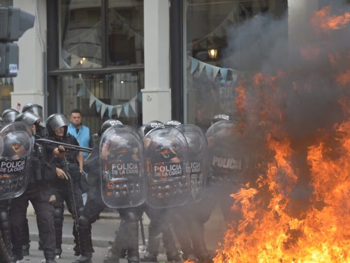 Reforma Laboral: media sanción, incidentes y destrozos millonarios