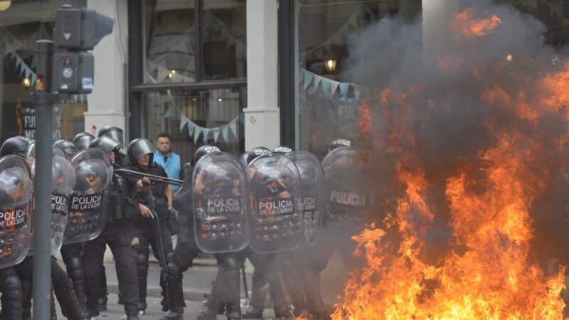 Reforma Laboral: media sanción, incidentes y destrozos millonarios