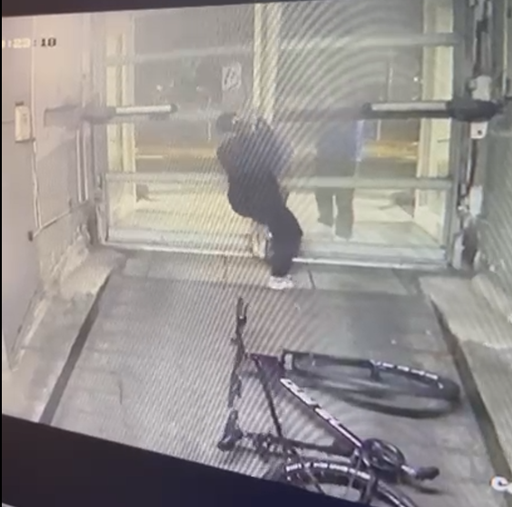 Ataque de rompeportones en Balvanera