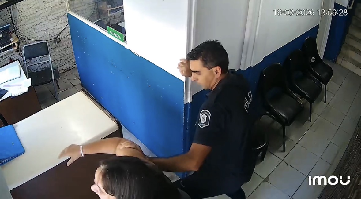 Un policía que da vergüenza