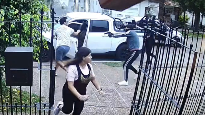 Brutal ataque comando a una familia con una nena discapacitada en Luzuriaga