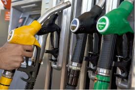 Frenan aumentos de naftas por 45 días