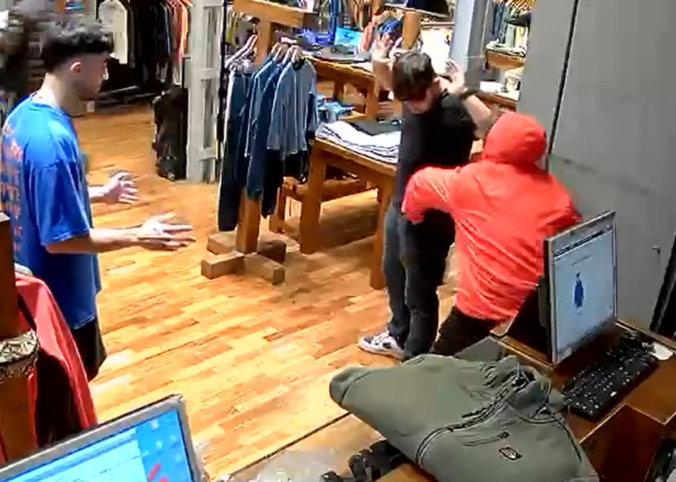 La Plata: terror en el local de ropa