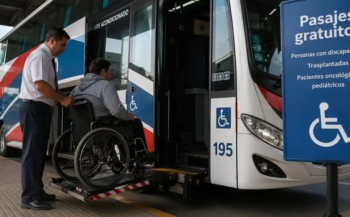 El Gobierno corta los fondos para cubrir pasajes gratis a discapacitados