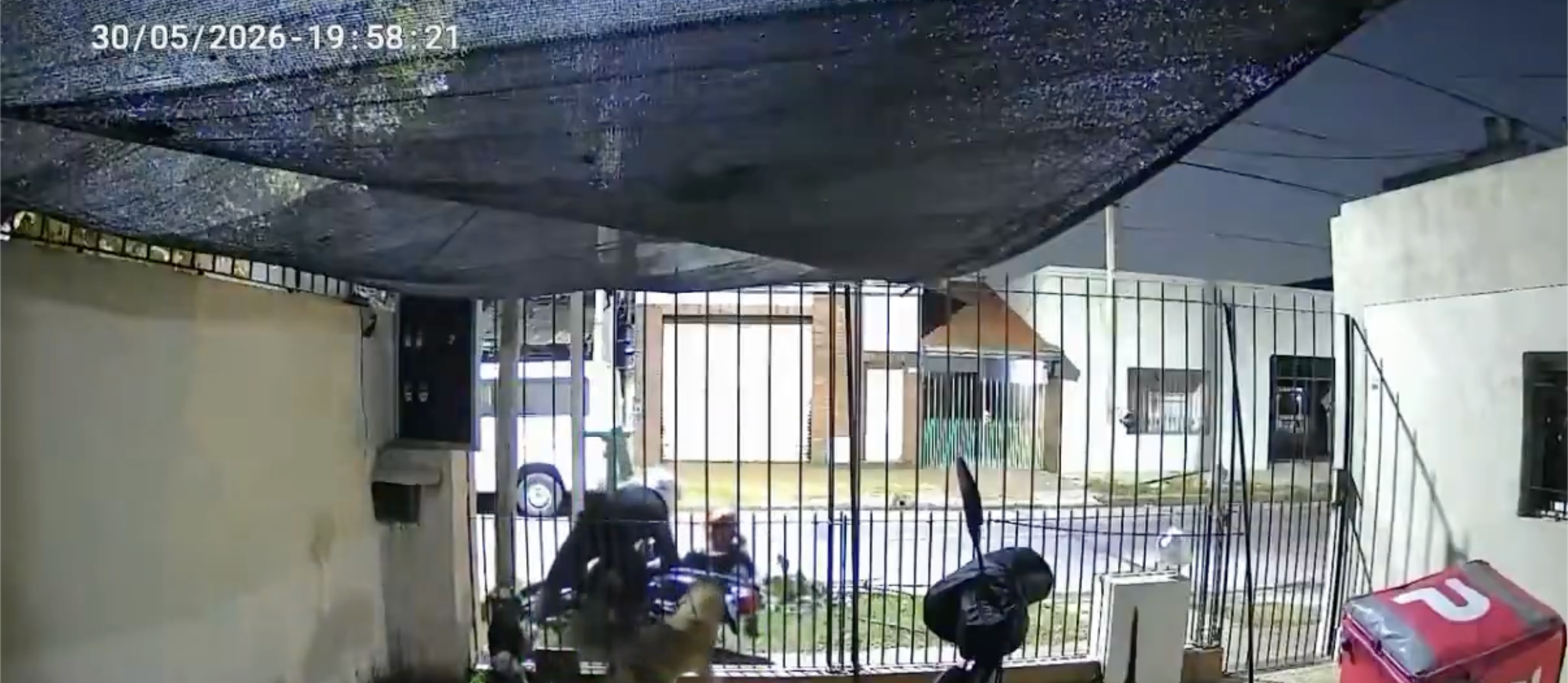 Salvaje asalto en Wilde: arriesgar la vida por la moto