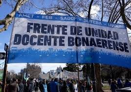 Los docentes rompen la tregua y paran contra Kicillof