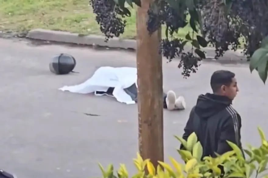 Ingeniero Budge: un policía de civil mató a balazos a un motochorro que intentó asaltarlo