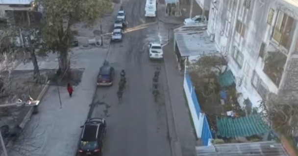 Más de 20 allanamientos en Fuerte Apache tras el crimen de un policía