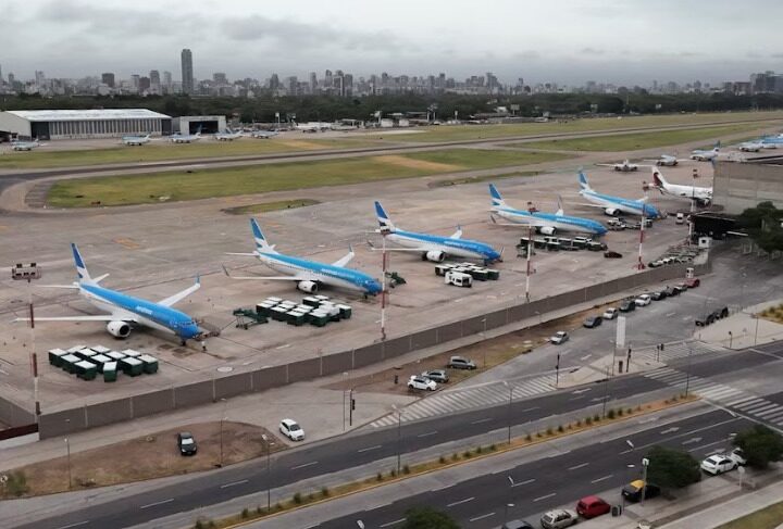 Aeroparque, cerrado hasta el jueves