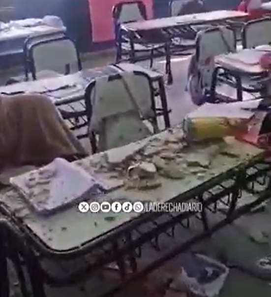 Se desprendió parte del techo de un aula en una escuela primaria de Luján
