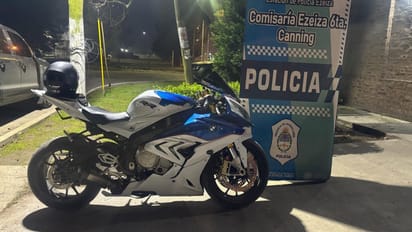 Robo a mano armada de una moto en Canning