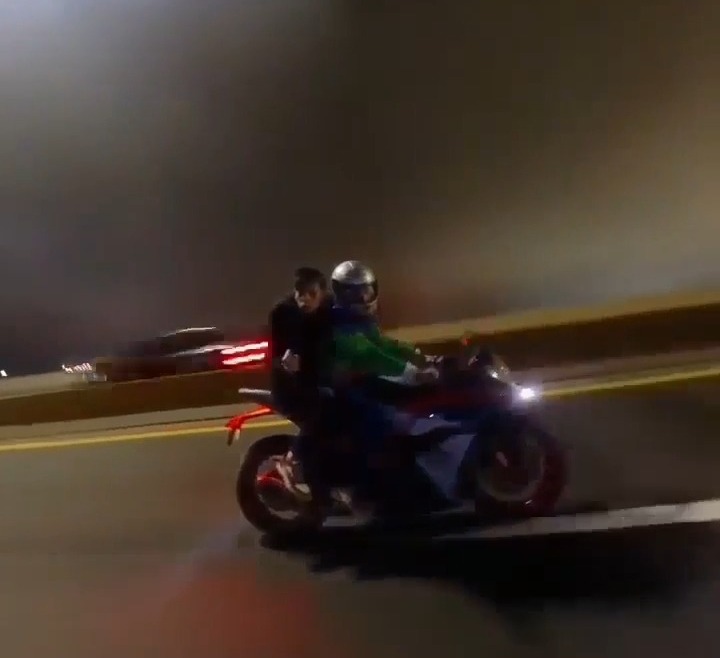 Violento intento de asalto en movimiento en plena autopista