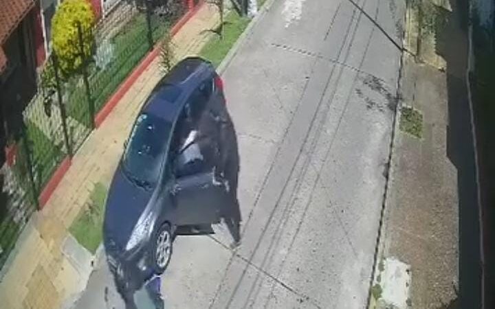 Resignada ante los motochorros
