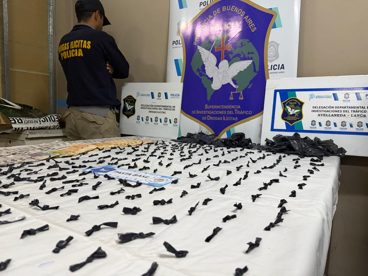 Desbaratan una banda narco que operaba en Lanús