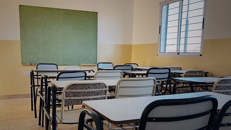Violencia en las escuelas: los docentes paran para reclamar seguridad
